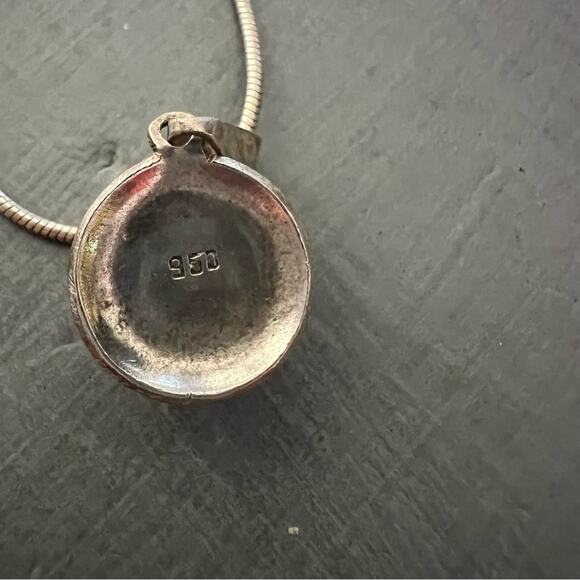 925 Sterling Silver Pendant & Necklace - Picture 9 of 13